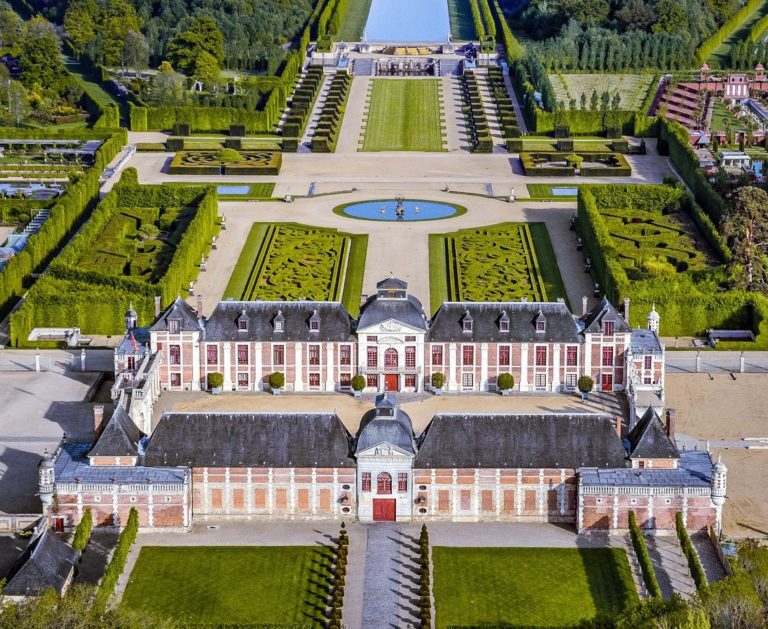 Champ de bataille - Jacques Garcia - Decorator Paris